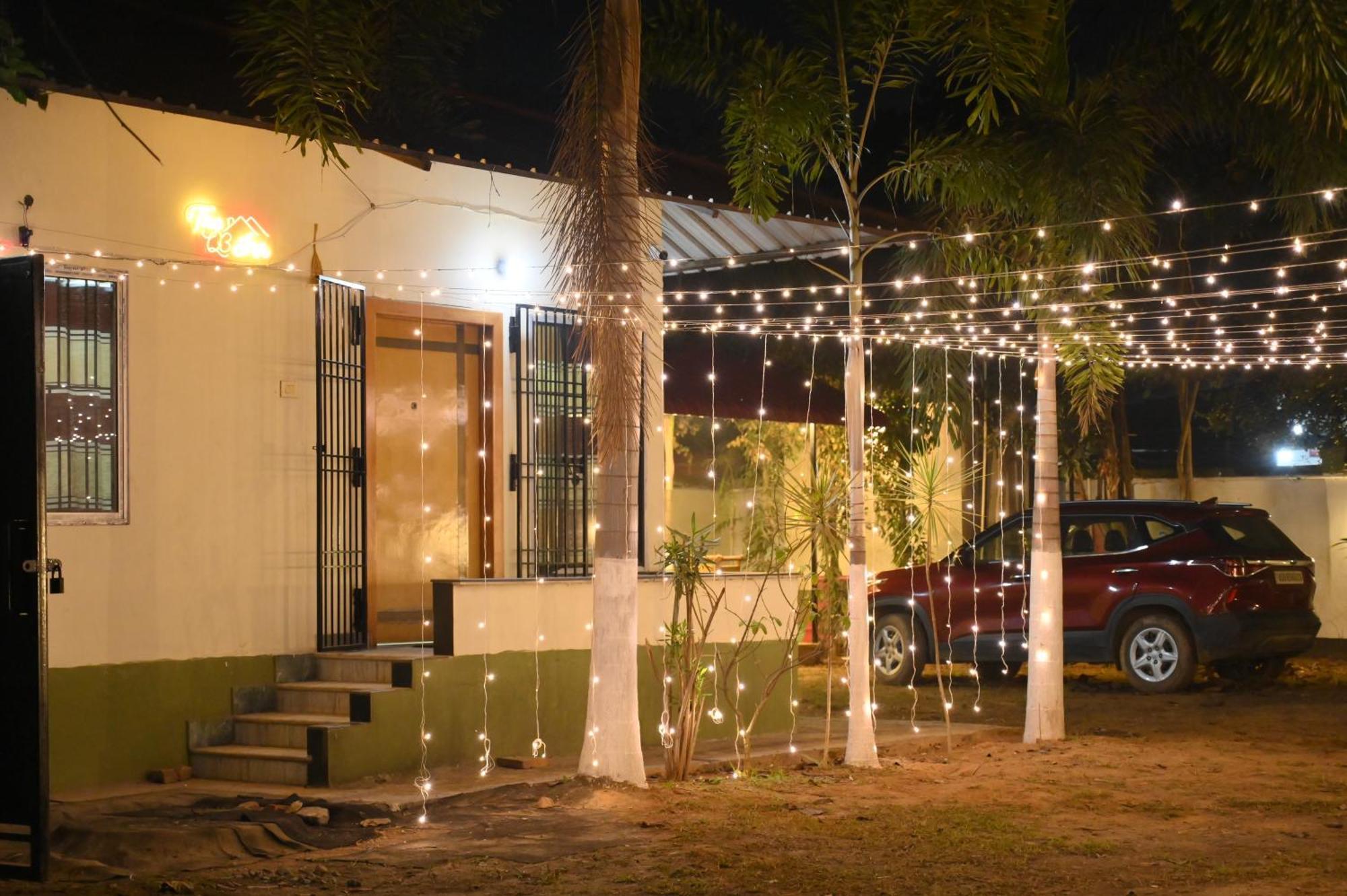 The Q3 Inn Guwahati Exterior foto